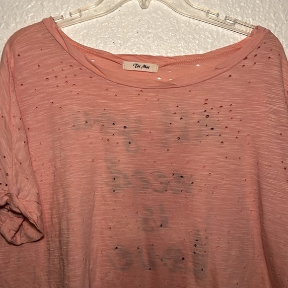 Toi Moi pink all you need is love top with holes in it as design size large - Picture 2 of 7